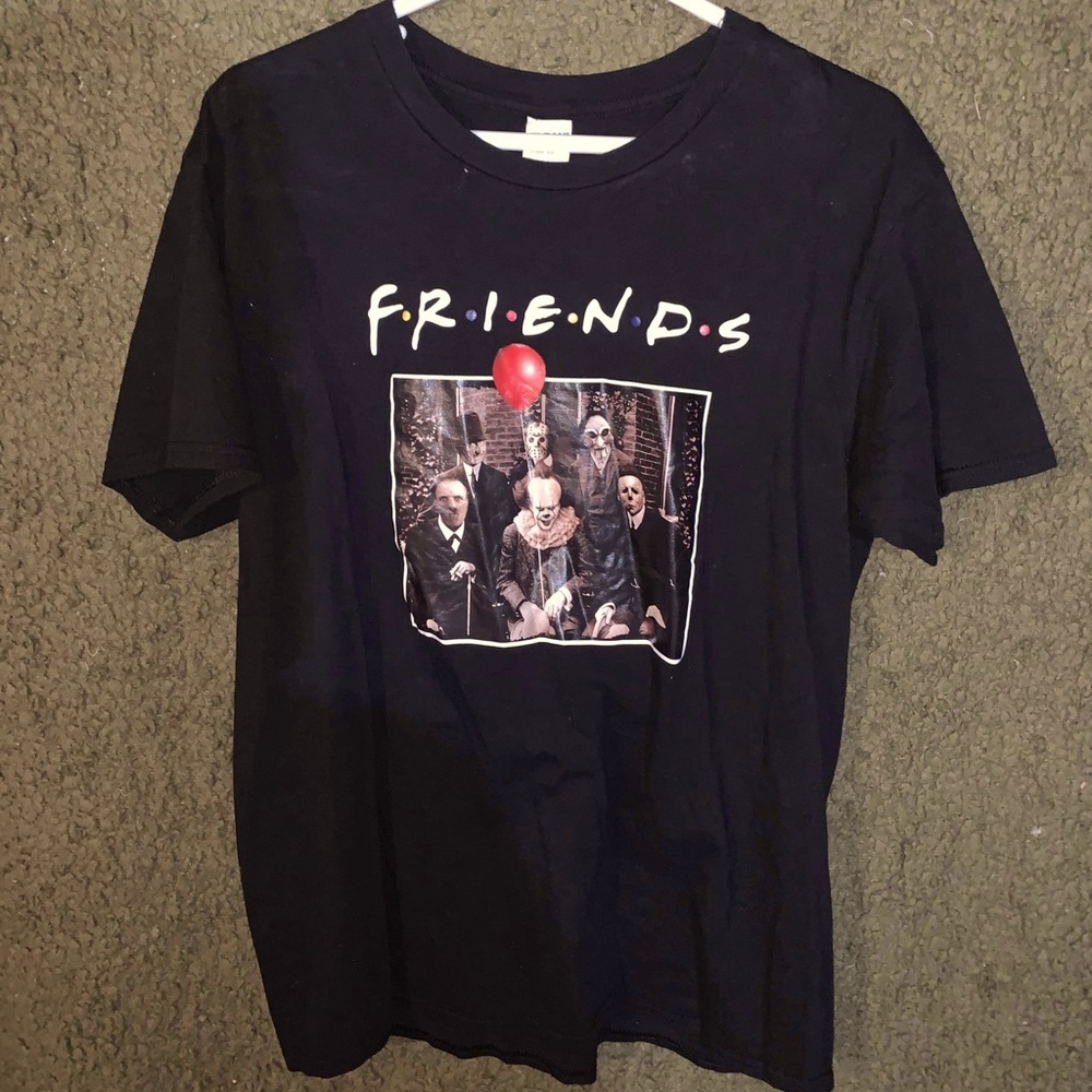Horror T shirt Friends Size XL Black